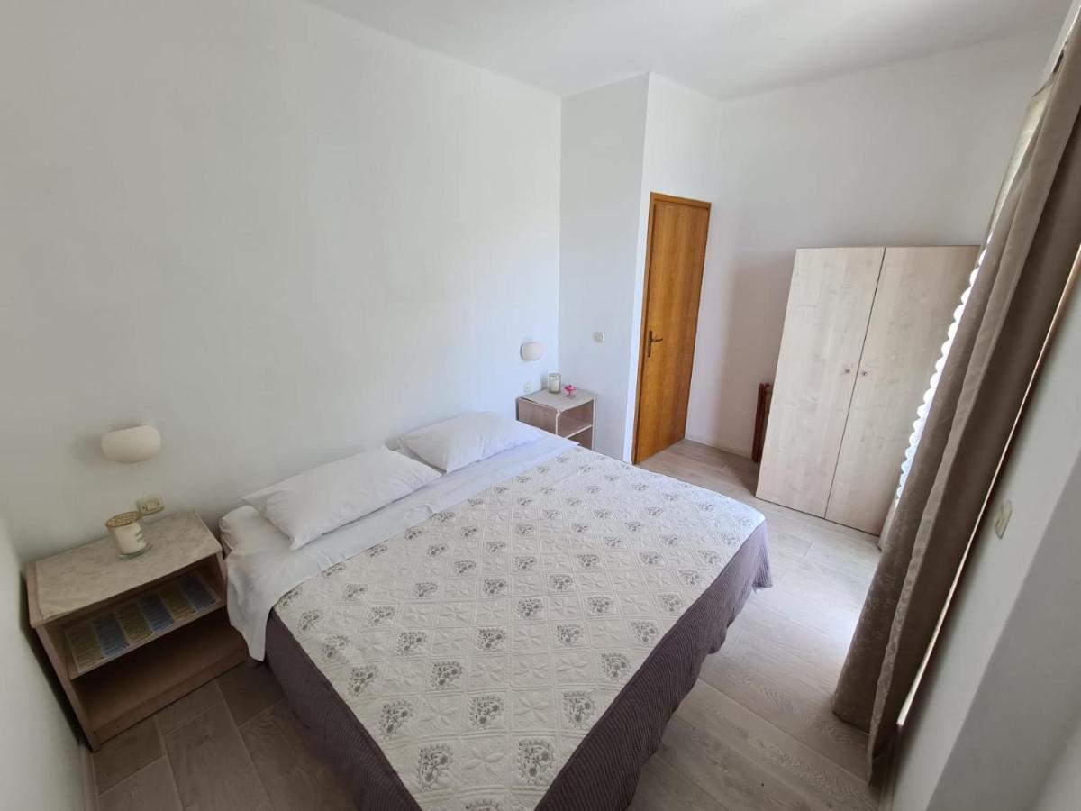 Apartments Adrion Драшнице Екстериор снимка