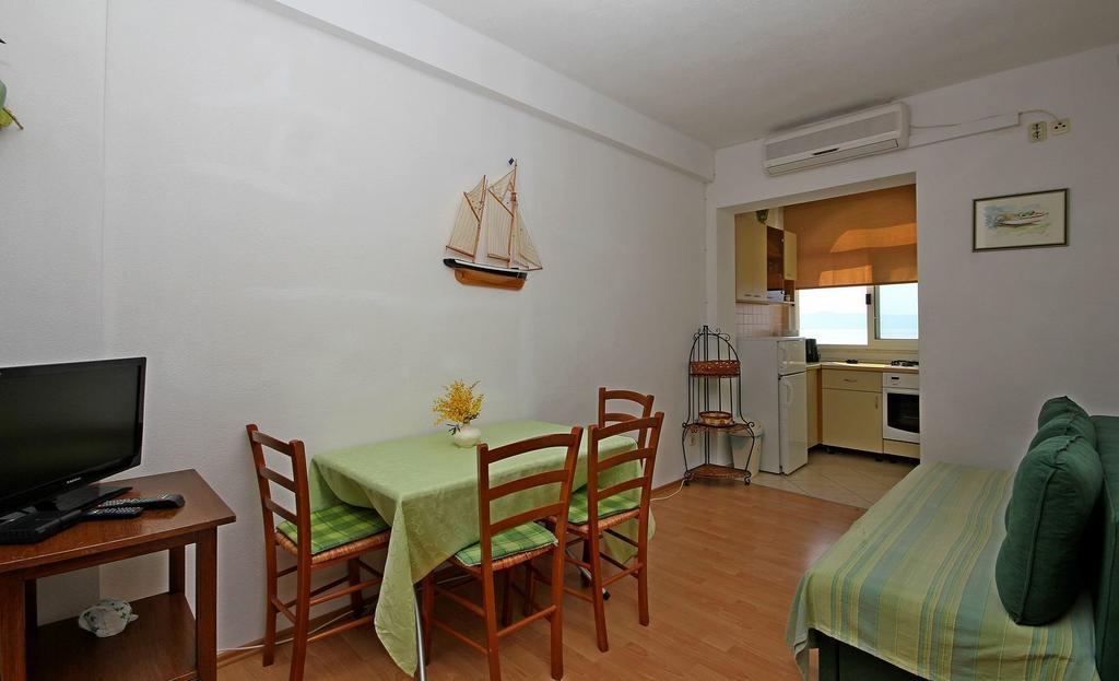 Apartments Adrion Драшнице Стая снимка